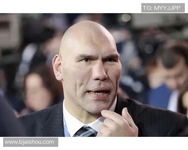 俄罗斯拳王与泰拳王的巅峰对决谁将赢得荣耀之战