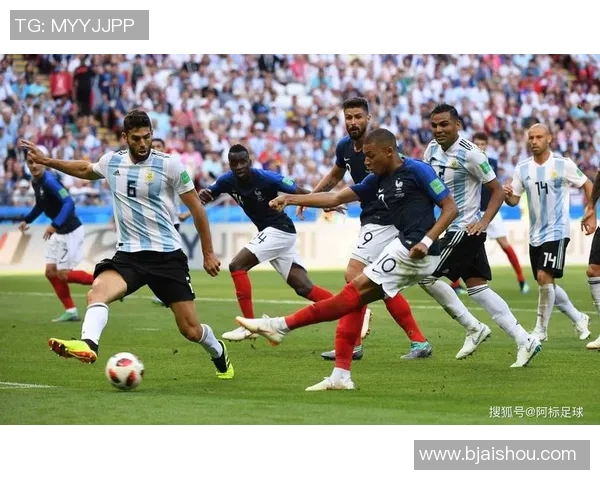 哥伦比亚与法国足球对决数据分析及比赛回顾